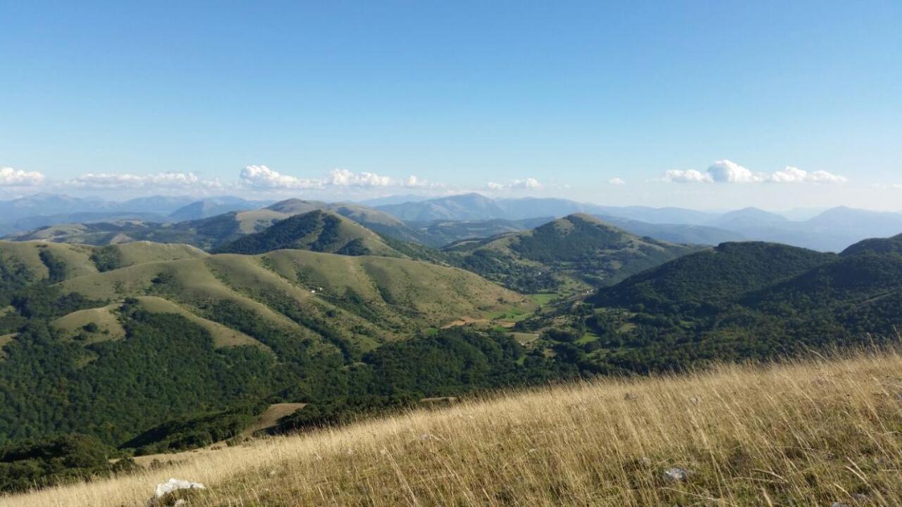 Agriturismo Pettino Кампело сул Клитуно Екстериор снимка