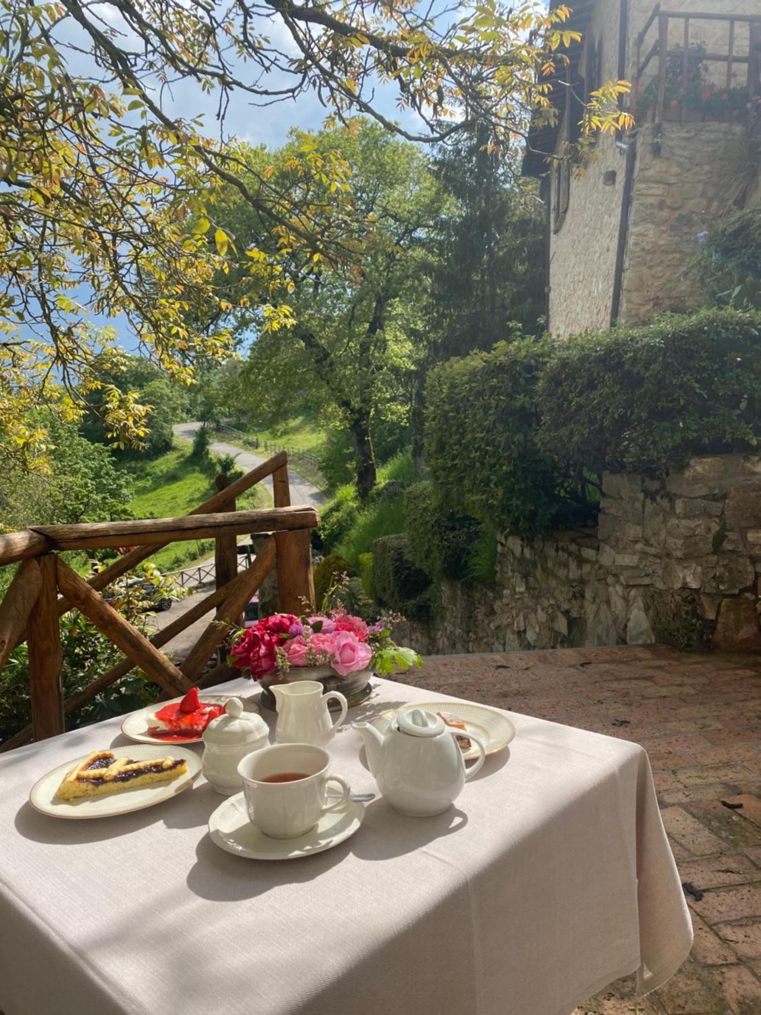 Agriturismo Pettino Кампело сул Клитуно Екстериор снимка