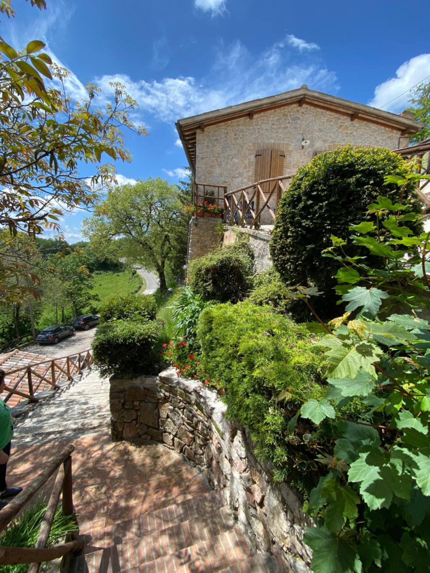 Agriturismo Pettino Кампело сул Клитуно Екстериор снимка