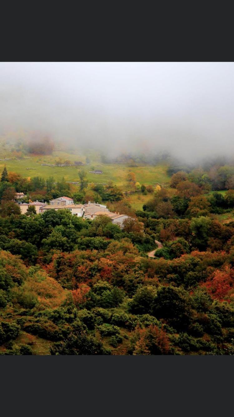 Agriturismo Pettino Кампело сул Клитуно Екстериор снимка